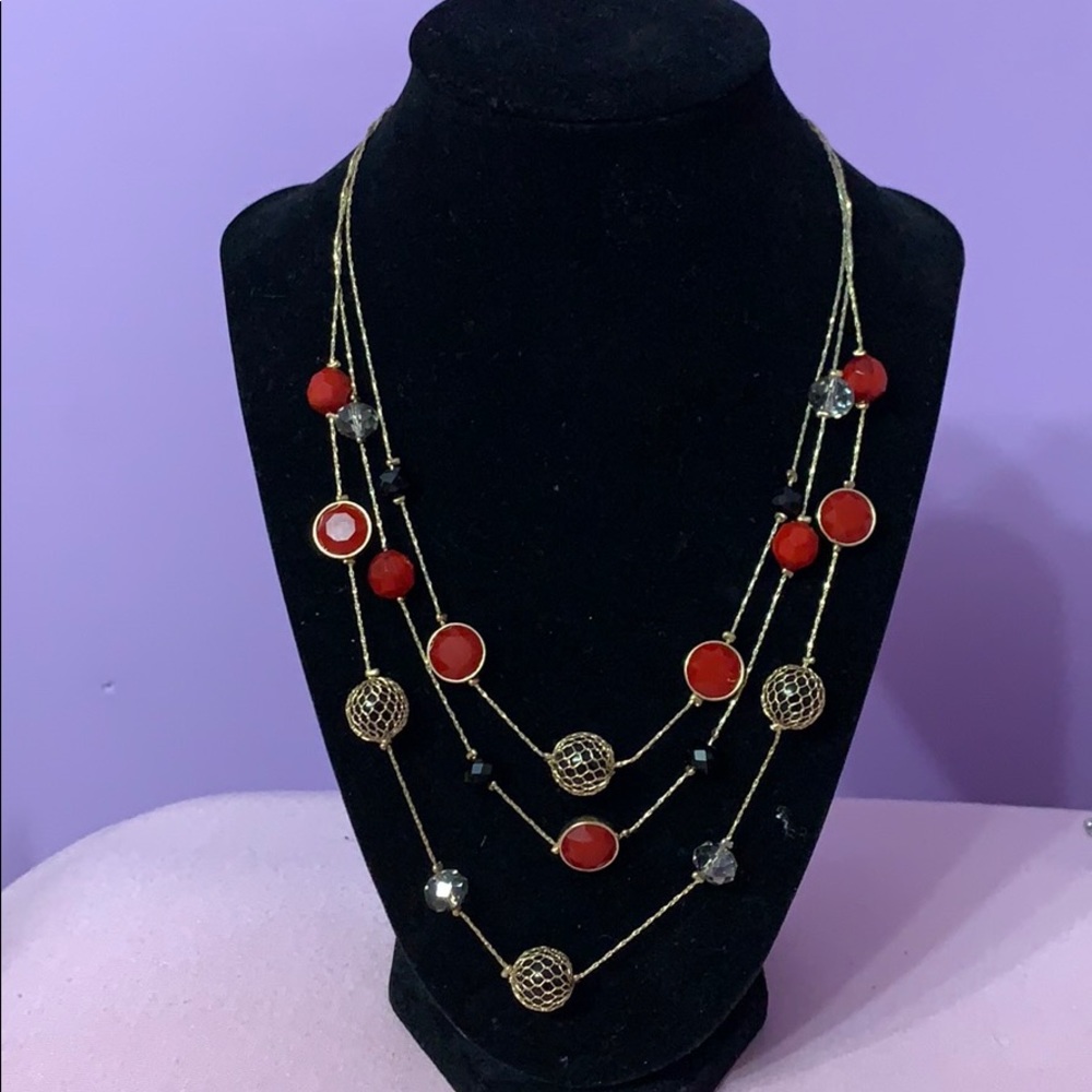 Triple layer necklace